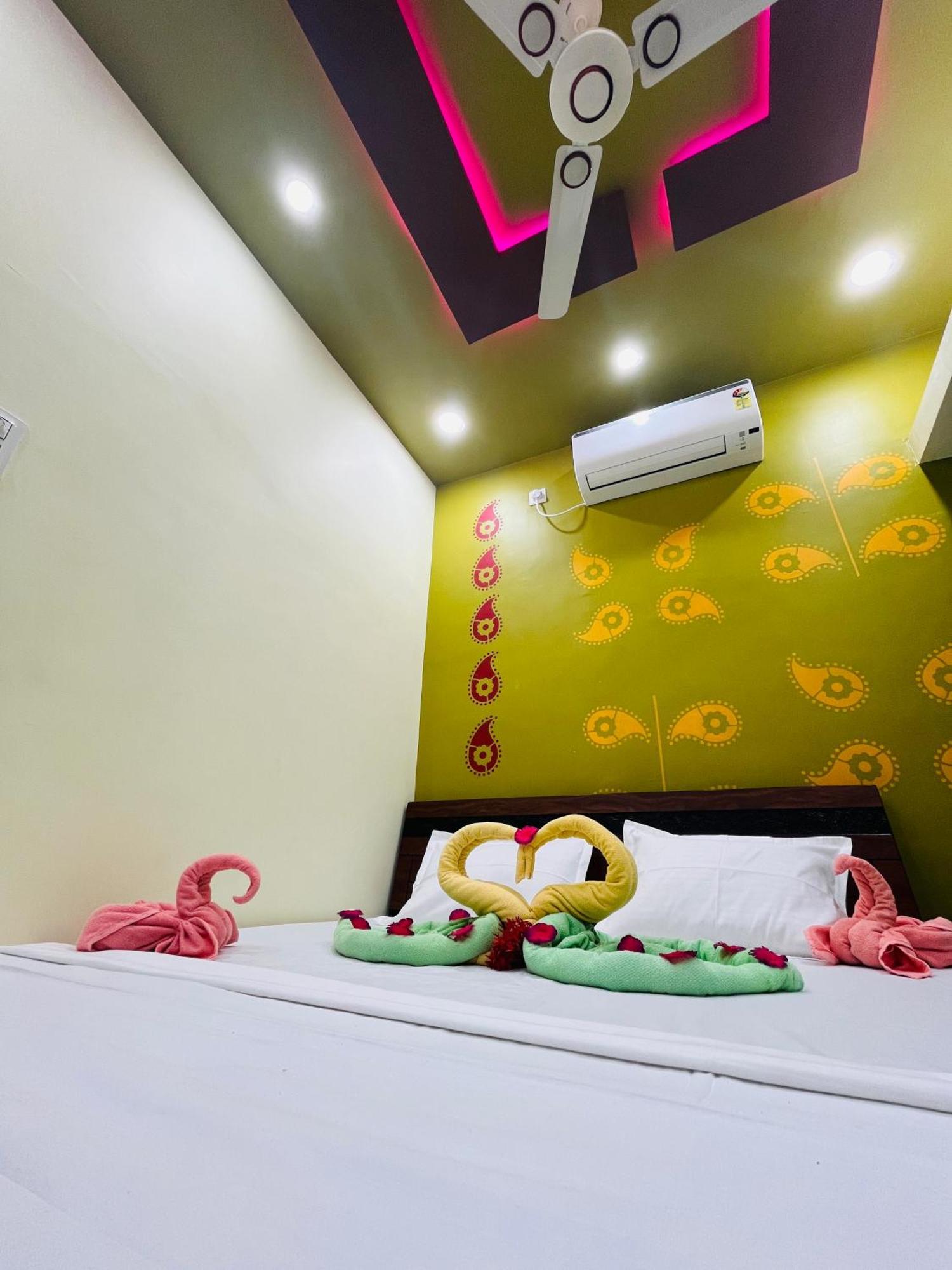 Kamdhenu Home Stay Garudeshwar Exterior photo